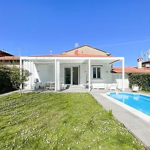 https://villetta-la-rocca.it-tuscanyhotel.com